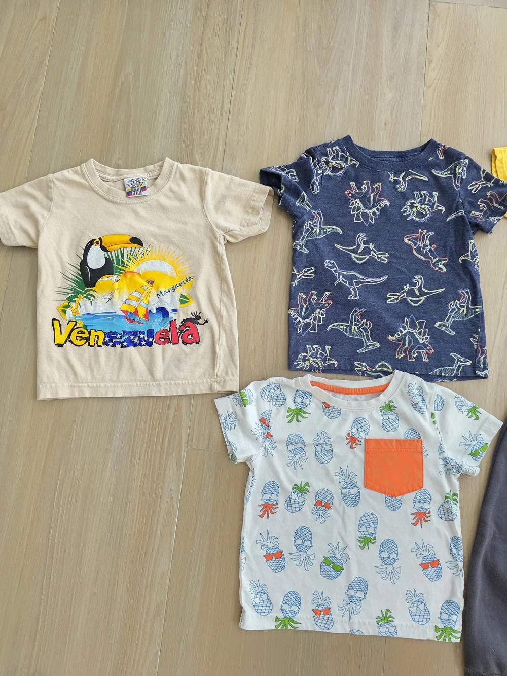 6 Piece Toddler Boy Clothing Lot 2T | Disney Mickey, Carter's, Cat & Jack & More